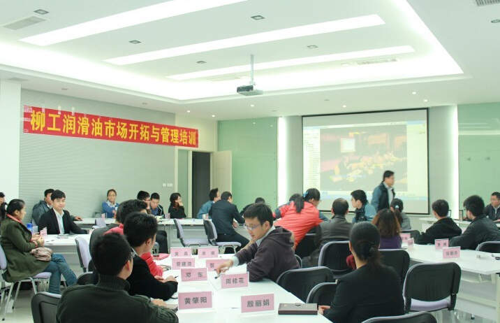 加強員工培訓，提升銷售專業(yè)技能