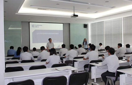 風(fēng)險控制在柳工高級潤滑油